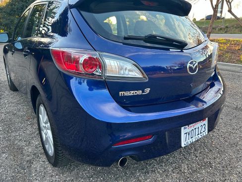Used 2013 MAZDA MAZDA3 i Touring image 21