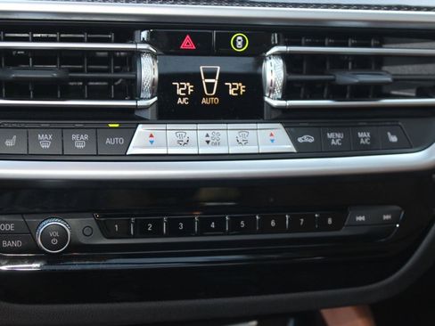 Used 2024 BMW X4 M40i image 28