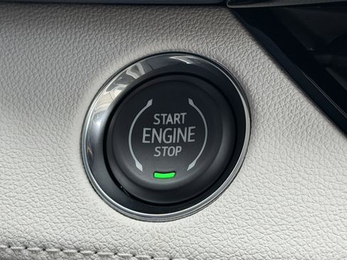 New 2026 Buick Enclave Avenir w/ Super Cruise Package FWD image 42