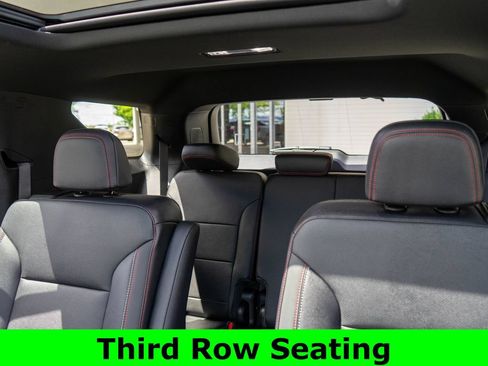 Used 2026 Chevrolet Traverse Z71 w/ Enhanced Driving Package AWD/4WD image 13