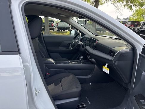 New 2026 Nissan Kicks S image 16