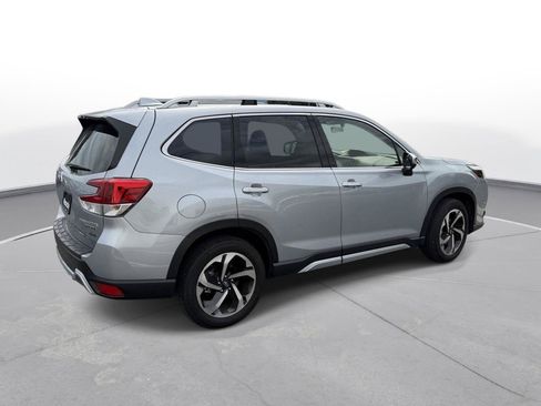 Used 2023 Subaru Forester Touring AWD/4WD image 4