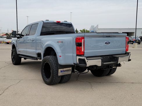 Used 2026 Ford F350 Lariat AWD/4WD image 3