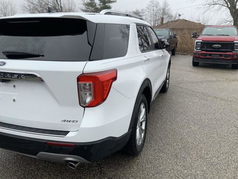 Used 2022 Ford Explorer Limited image 20