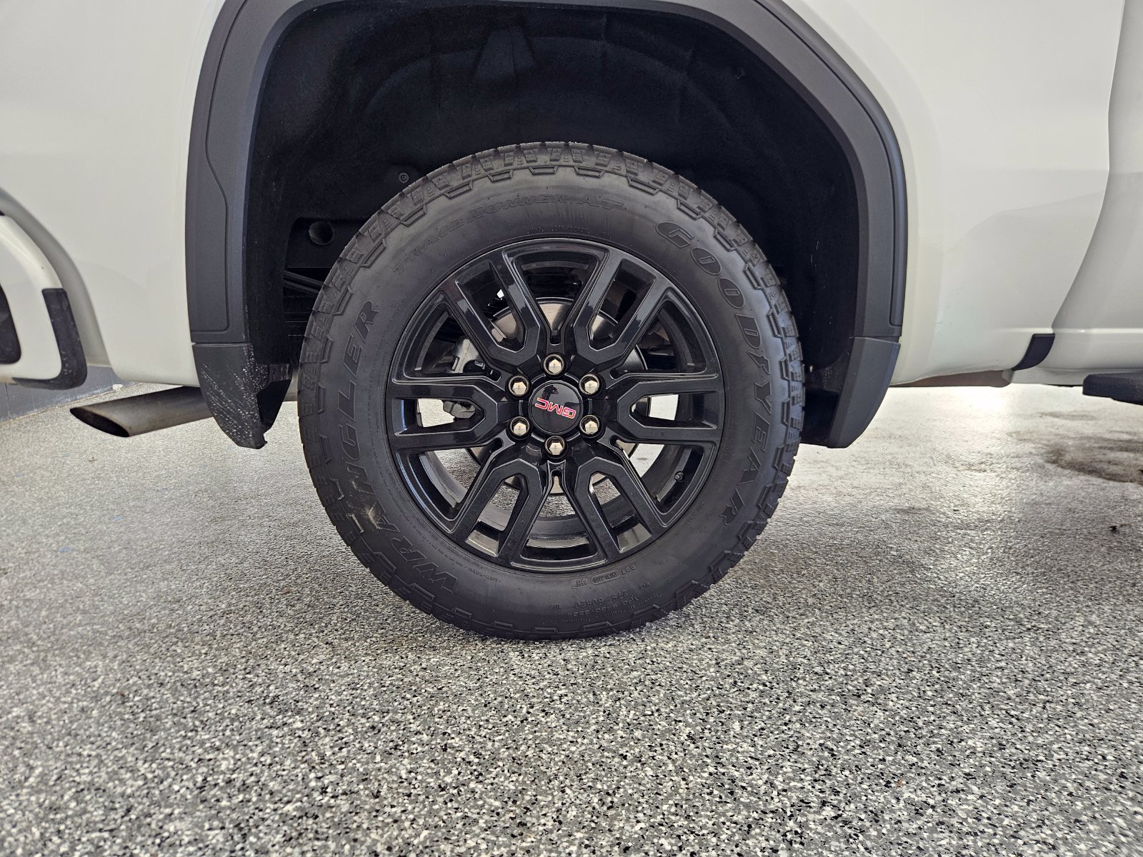 Used 2026 GMC Sierra 1500 Pro w/ Graphite Edition AWD/4WD image 13