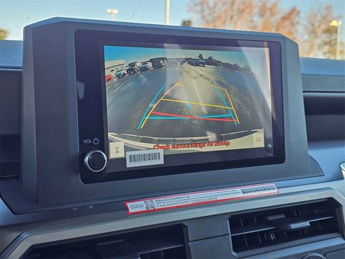 Used 2025 Toyota Tacoma SR5 image 26