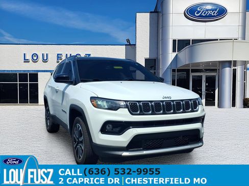 Used 2023 Jeep Compass Limited AWD/4WD image 1