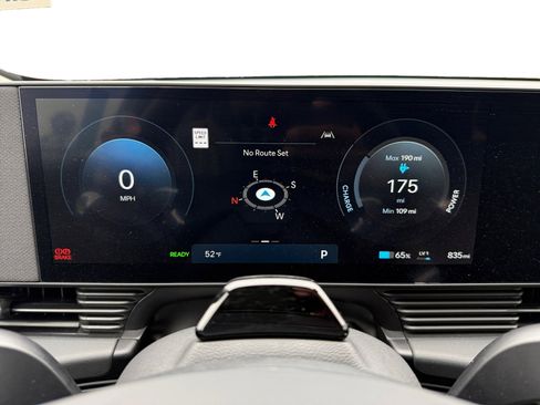 Certified 2025 Hyundai Ioniq 5 SE image 11