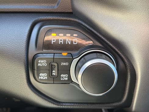 Used 2020 RAM 1500 Big Horn AWD/4WD image 22