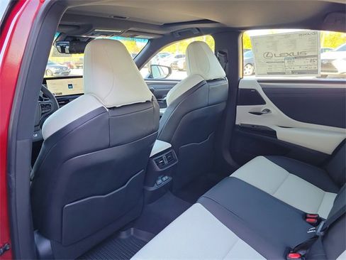 New 2025 Lexus ES 350 F Sport image 13