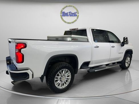 Used 2021 Chevrolet Silverado 2500 High Country w/ Z71 Off-Road Package AWD/4WD image 5