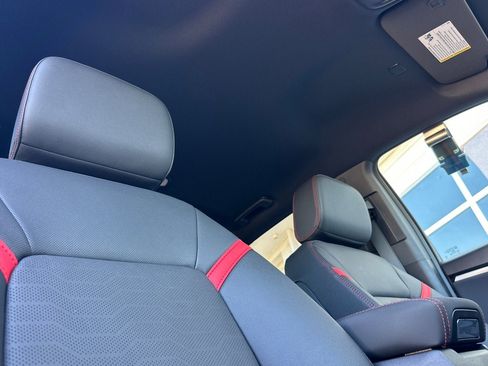 New 2026 Chevrolet Colorado Z71 w/ Technology Package image 14