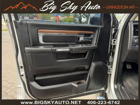 Used 2016 RAM 2500 Laramie w/ Convenience Group AWD/4WD image 12