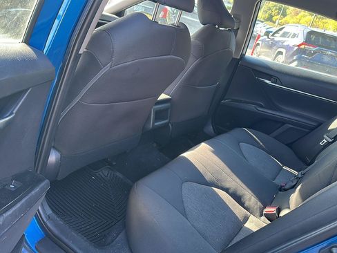 Used 2019 Toyota Camry LE FWD image 8