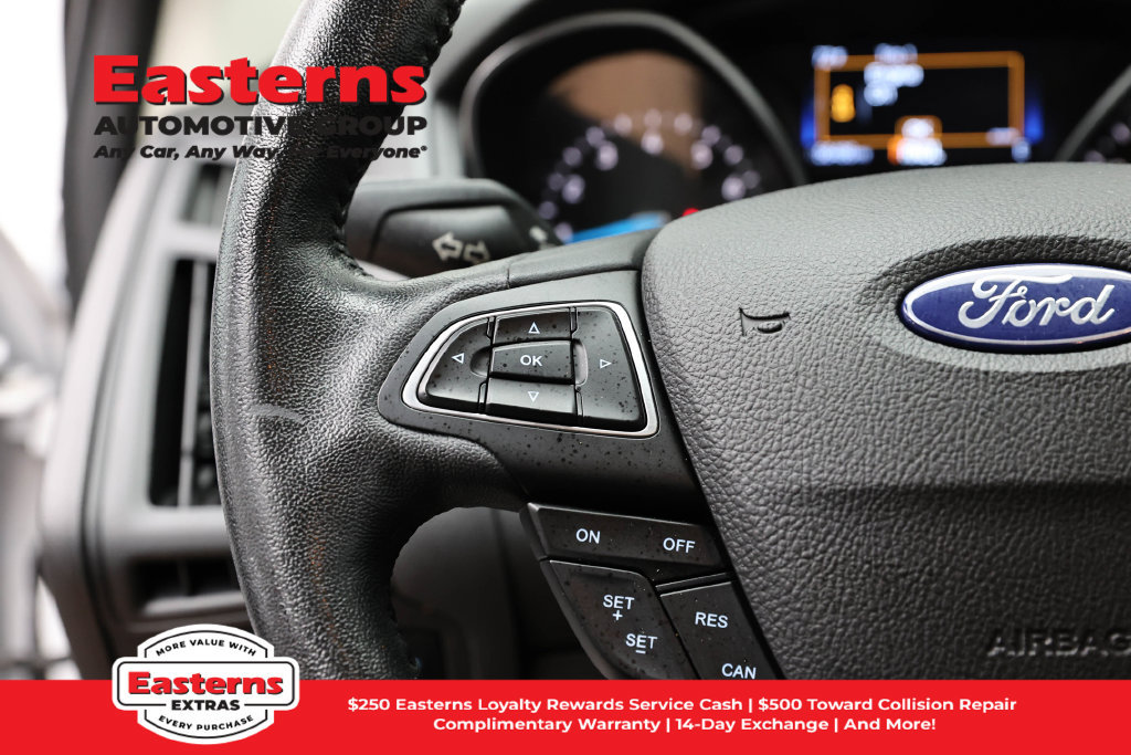 Used 2018 Ford Focus SE w/ Cold Weather Package FWD image 72