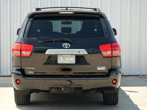 Used 2010 Toyota Sequoia Limited image 47