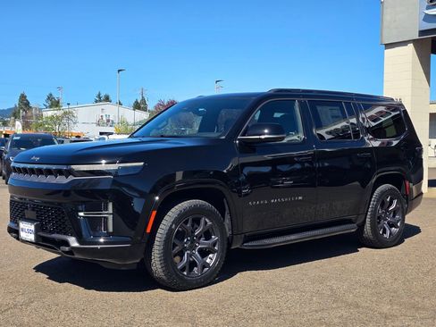 New 2026 Jeep Grand Wagoneer 4WD image 1