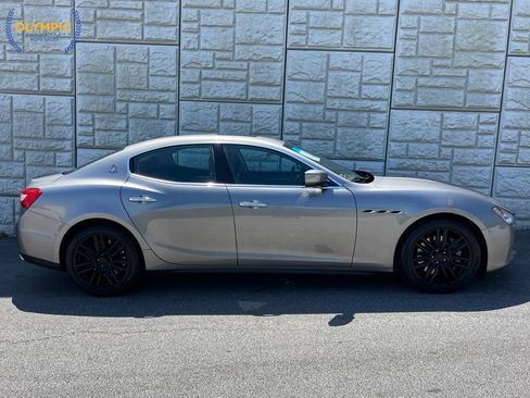 Used 2015 Maserati Ghibli image 8