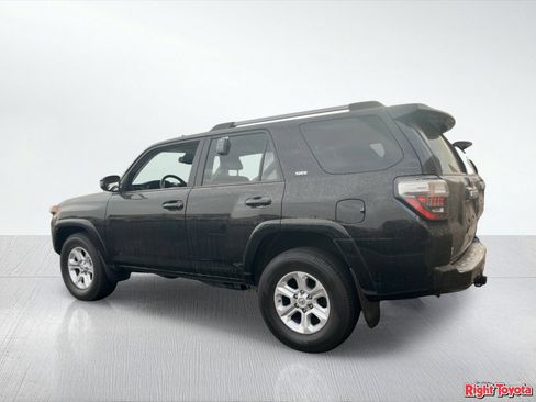 Used 2021 Toyota 4Runner SR5 RWD image 3
