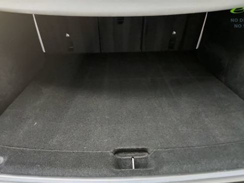 Used 2026 Tesla Model Y 2WD image 30