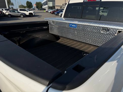 Used 2022 RAM 1500 Limited AWD/4WD image 9
