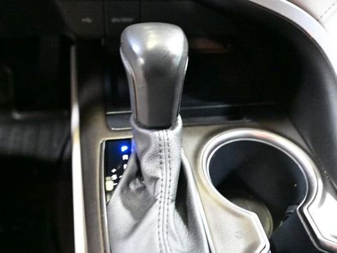 Used 2023 Toyota Camry SE FWD image 28