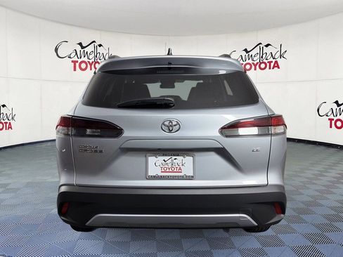 Used 2026 Toyota Corolla Cross LE FWD image 7
