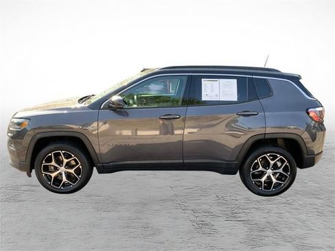 Used 2024 Jeep Compass Limited AWD/4WD image 6