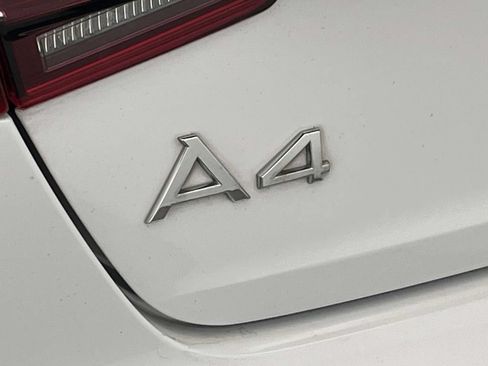 Used 2019 Audi A4 2.0T Prestige AWD/4WD image 10