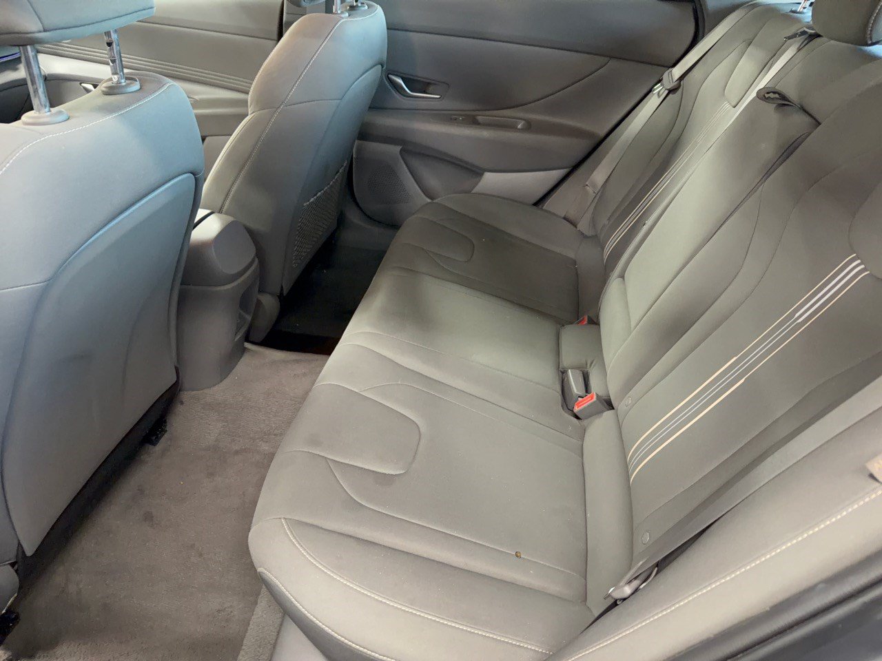 Used 2025 Hyundai Elantra SEL FWD image 25