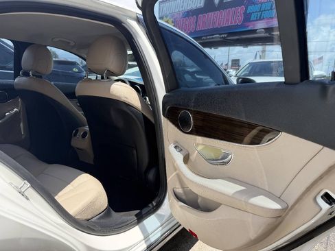 Used 2015 Mercedes-Benz C 300 Sedan image 19