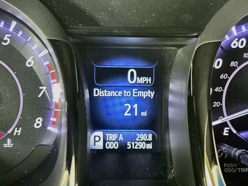 Used 2013 Toyota Avalon Limited FWD image 19
