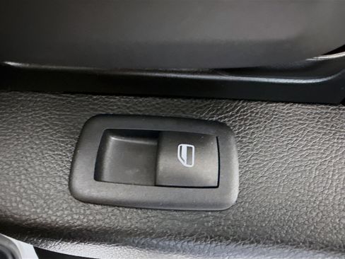 Used 2022 RAM 1500 Tradesman w/ Chrome Appearance Group image 30