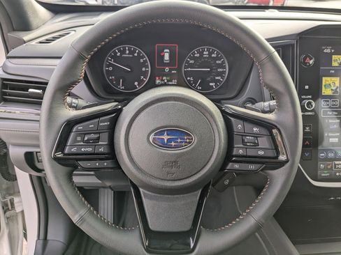 Used 2025 Subaru Forester Touring image 18