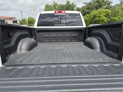 Used 2026 RAM 2500 Tradesman AWD/4WD image 9