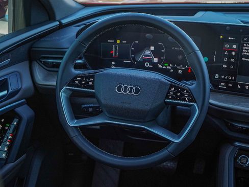 New 2025 Audi Q5 Premium Plus image 19