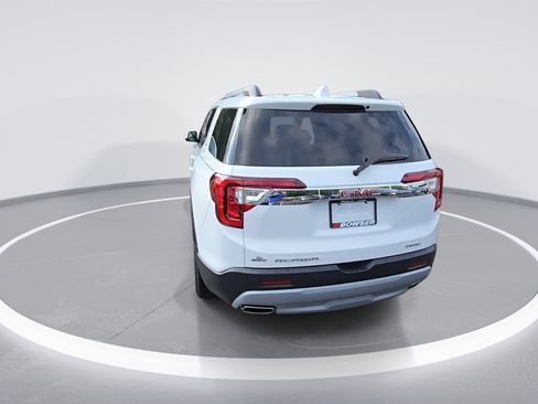 Used 2023 GMC Acadia SLE w/ Driver Convenience Package image 8