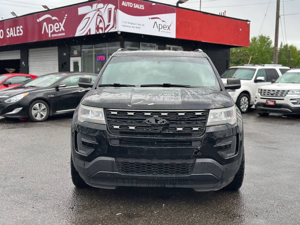 Used 2017 Ford Explorer 4WD image 3