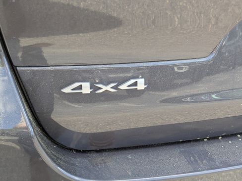 Used 2024 Jeep Grand Cherokee L Limited w/ Luxury Tech Group II image 31