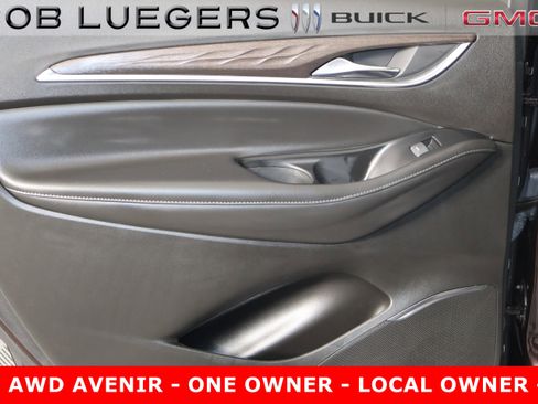 Certified 2023 Buick Enclave Avenir w/ Avenir Technology Package image 12