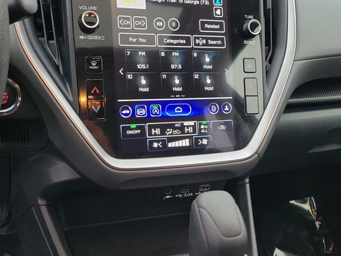 Used 2024 Subaru Crosstrek 2.0i Premium image 27