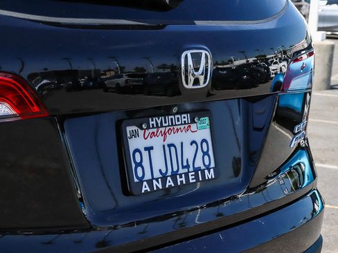 Used 2019 Honda Pilot Elite image 12