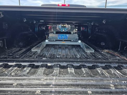 Used 2023 RAM 2500 Laramie AWD/4WD image 8