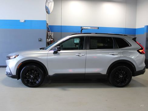 Used 2025 Honda CR-V Sport image 12