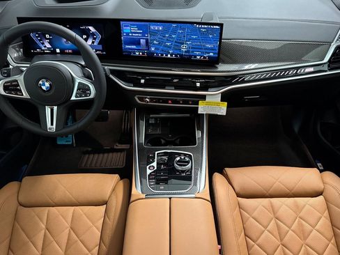 New 2026 BMW X5 M60i image 17