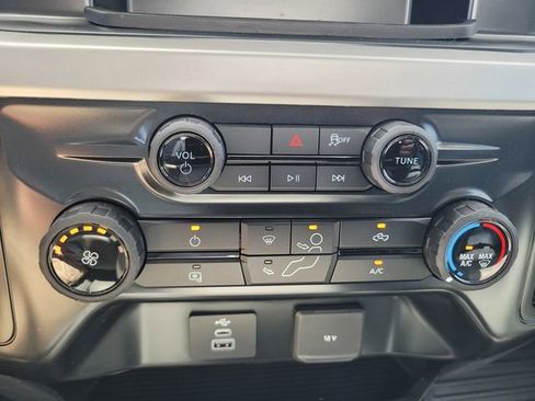 New 2025 Ford F550 2WD Regular Cab Super Duty image 27