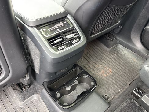Used 2023 Volvo XC90 B6 Plus w/ Protection Package AWD/4WD image 16