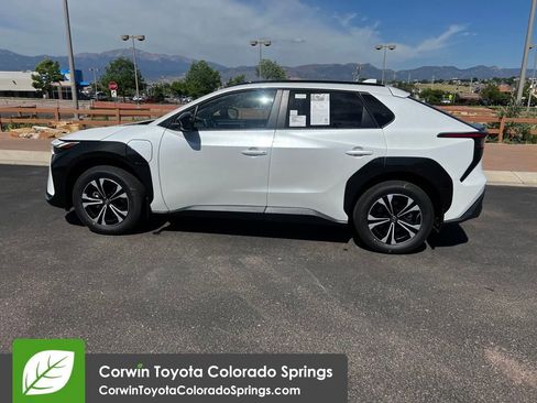 New 2024 Toyota bZ4X image 7