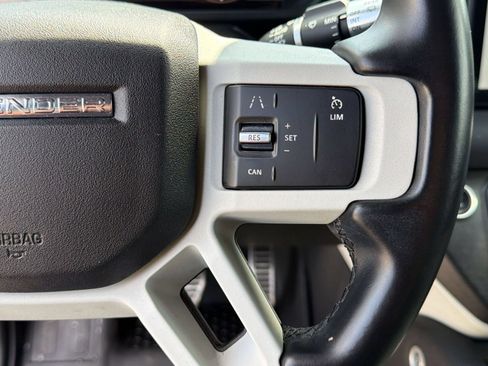 Used 2022 Land Rover Defender 110 X-Dynamic SE AWD/4WD image 17