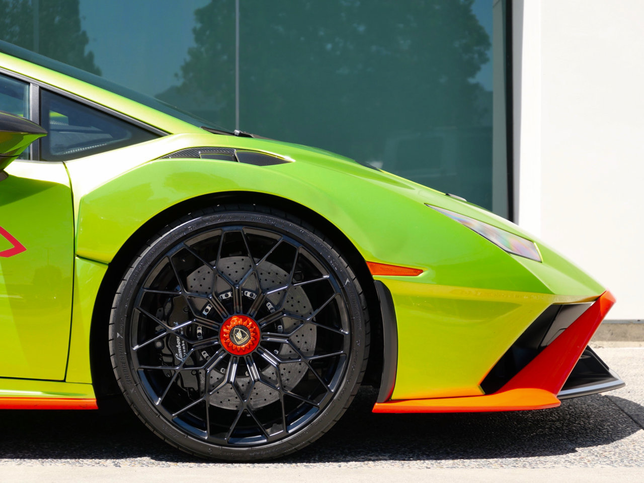Used 2023 Lamborghini Huracan STO RWD image 9